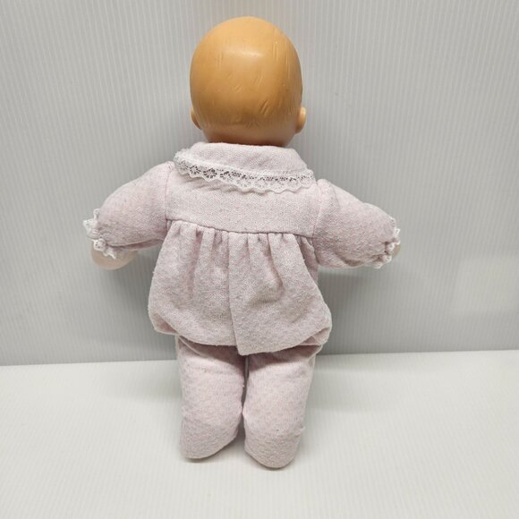 Madame Alexander 2015 Pink Check Huggums Vinyl Doll Sleepy Eyes Squeaks - Picture 4 of 4